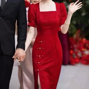 Red Sheath Midi Dress with Square Neck Puff Sleeves
